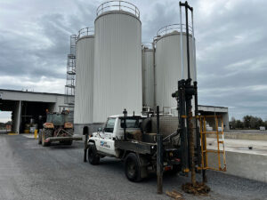smolders workvan with silos